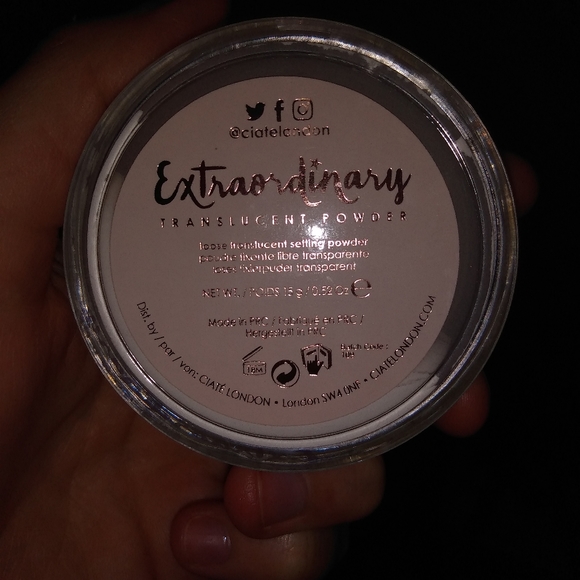 Makeup Bundle - Picture 1 of 8